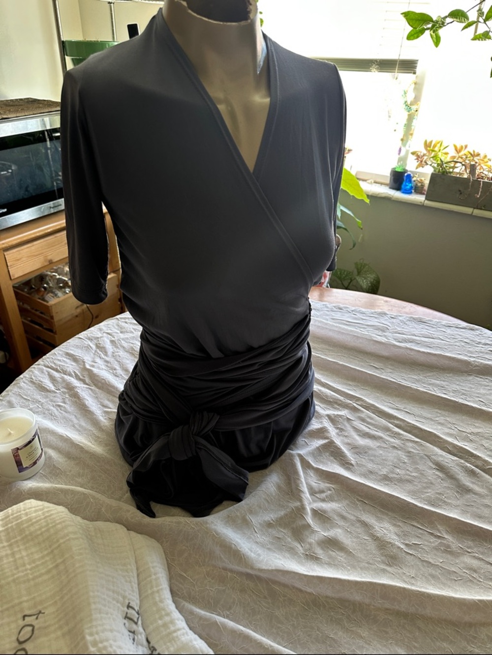 Lilac Clothing Black Wrap-Style Top